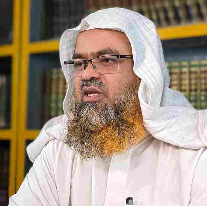 الدكتور أبو بكر محمد زكريا